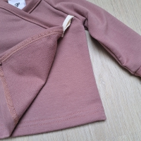 Baby wikkel vestje mauve blush